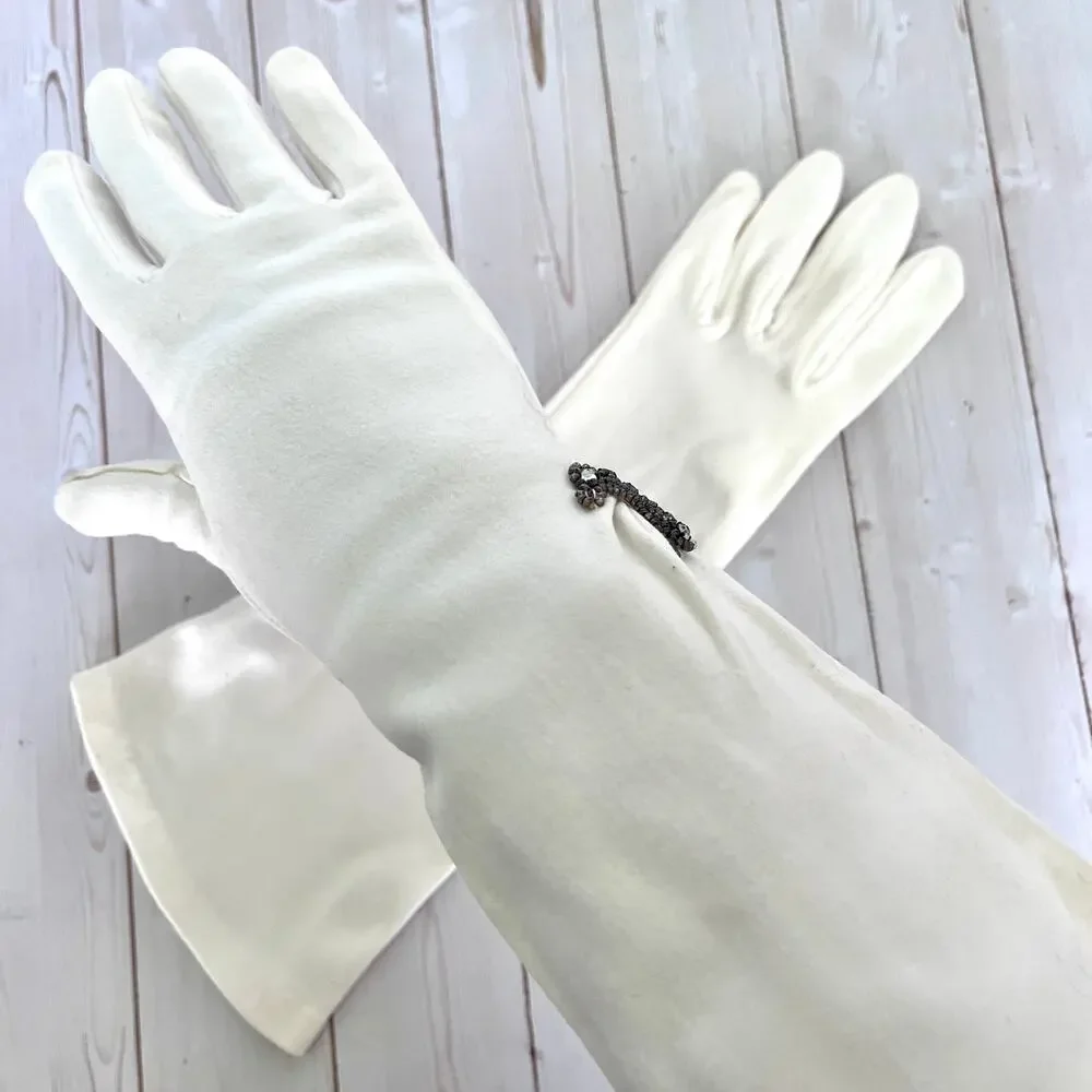 Vintage Mid-Length Fabric Gloves Off-White Embellished Wrist Elvette by Dawnelle